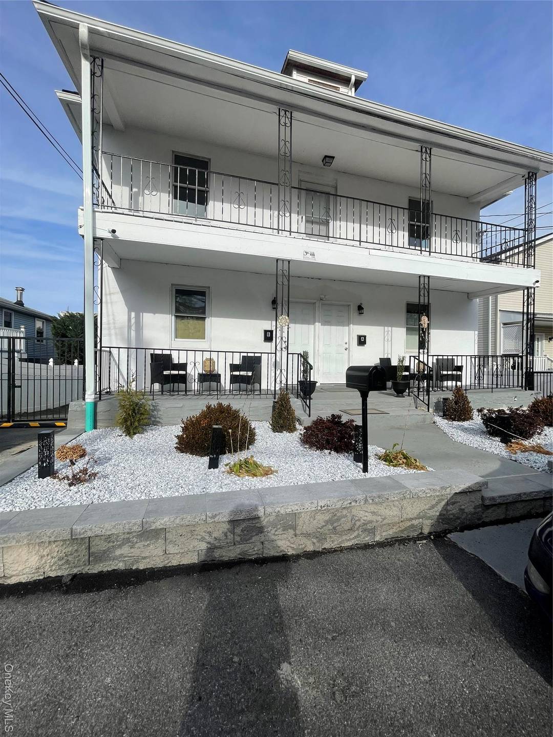 Bright and large 3 bedroom 2nd floor apartment.