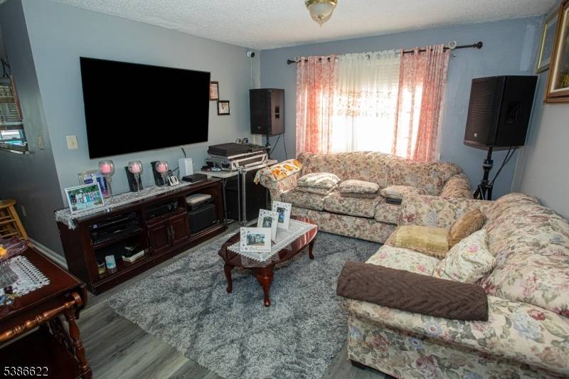 A must see sought out after End Unit Premium Lot Wynnefield Townhome This 3 Bedroom 2.