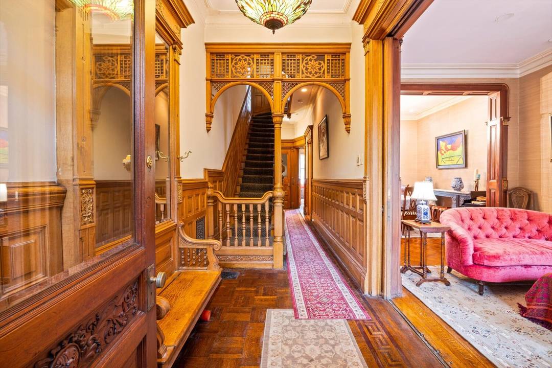 Located on one of the most sought after blocks in Harlem, 329 Convent Avenue is a remarkable single family townhouse that perfectly balances historic elegance with thoughtful modern upgrades.
