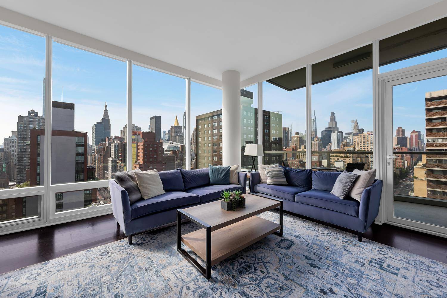 Elevated Manhattan Living 3 Bed, 2.