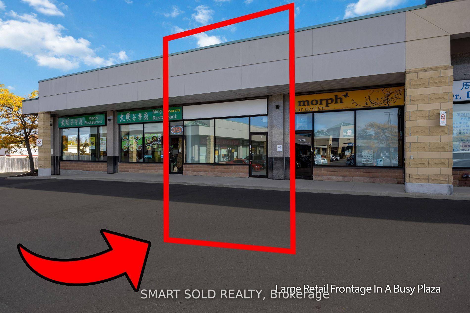 Investor Opportunity ! Secure a fully tenanted, high exposure commercial unit in the bustling New Kennedy Square.