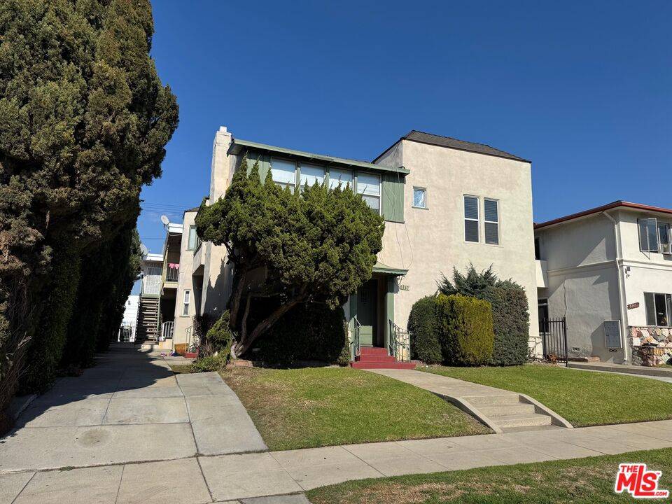6147   Alcott St 9BR Beverlywood La