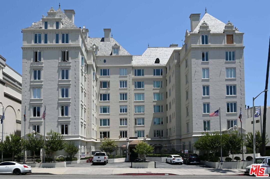 1424  N Crescent Heights Blvd 1BR Hollywood Hills East La