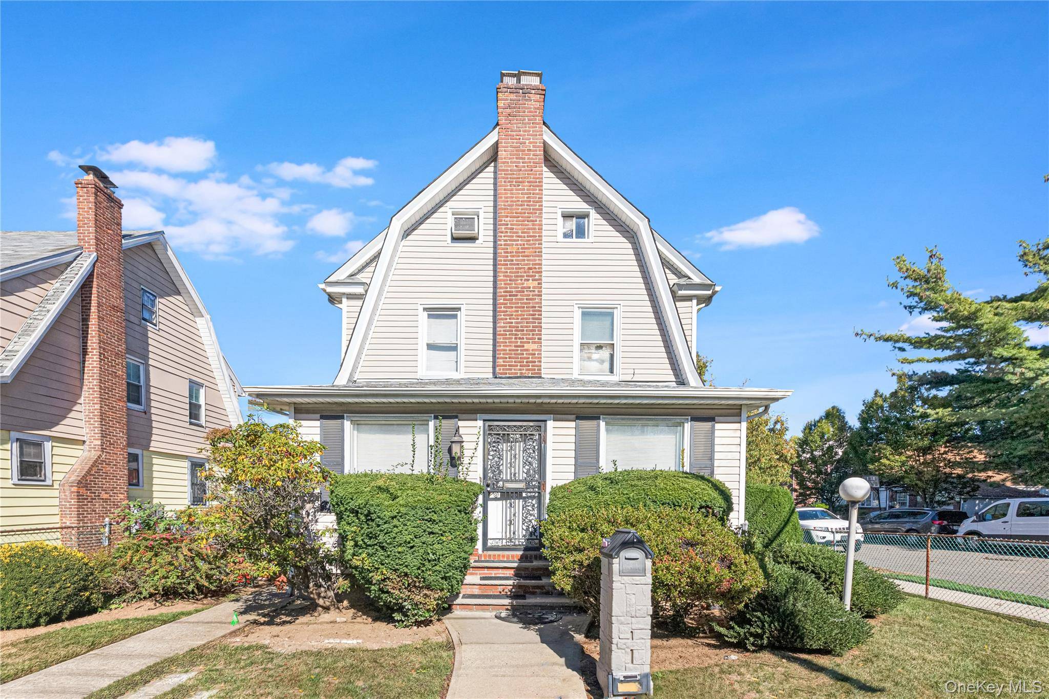 Welcome to this expansive single family home in the heart of Queens Village, offering space, functionality, and incredible potential.