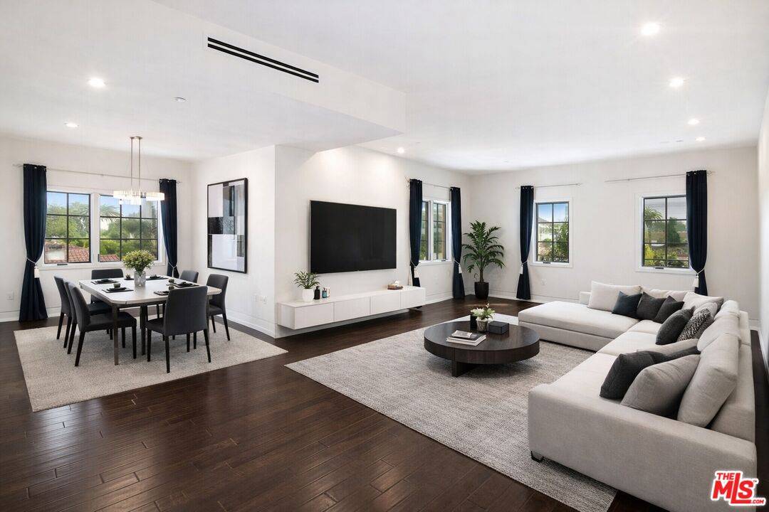 225 S Hamilton Dr 2BR Beverly Grove La