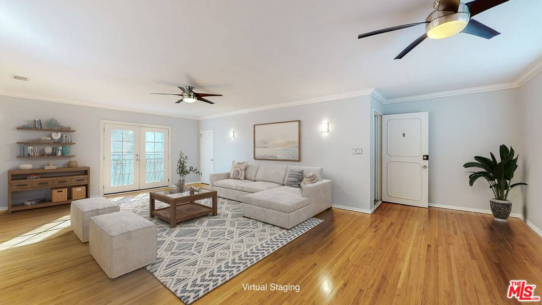 432 S Doheny Dr 3BR Beverly Grove La