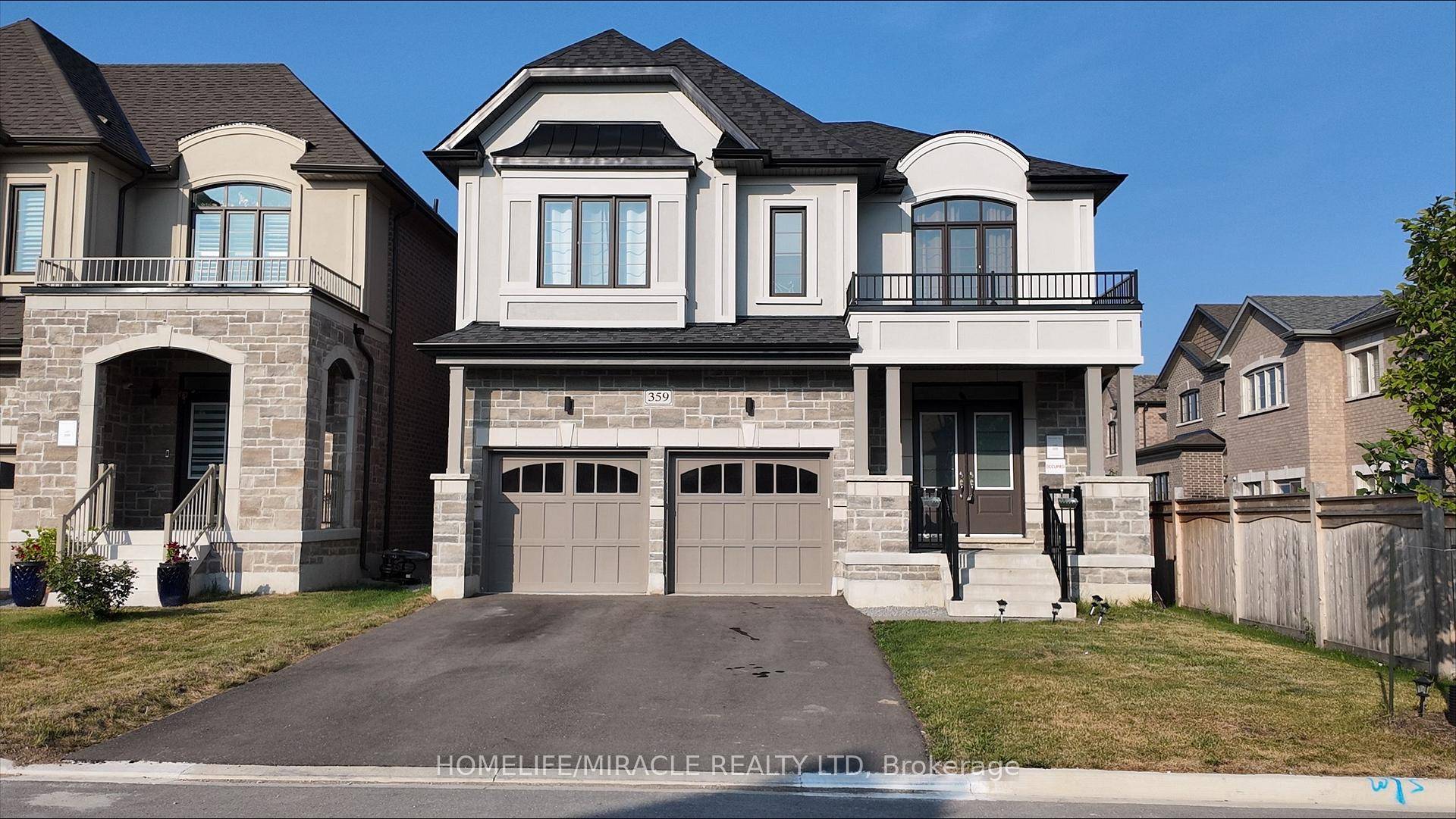 BRIGHT 4 SPACIOUS 4 BEDROOM DETACHED, ADDED 100.