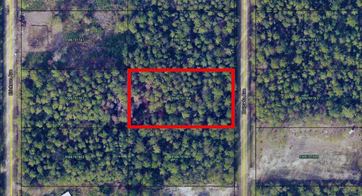 Welcome to Rural Living at Its Finest close to the Beach and major cities !