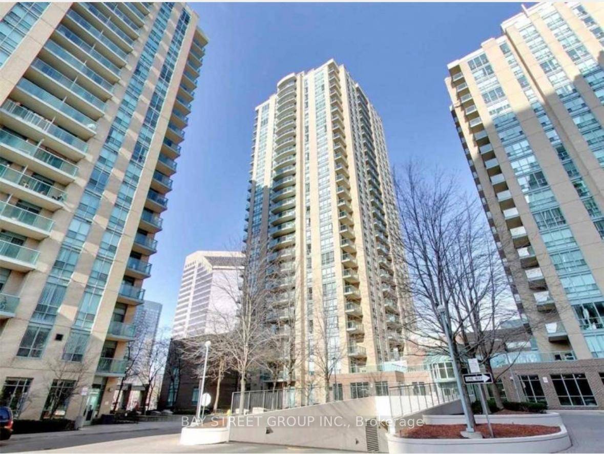 Excellent Location Steps To Finch Subway, Go Transit, Schools !