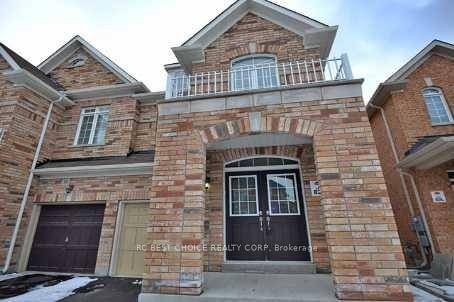 Absolutely Gorgeous amp ; Spotless Semi Detached Home !