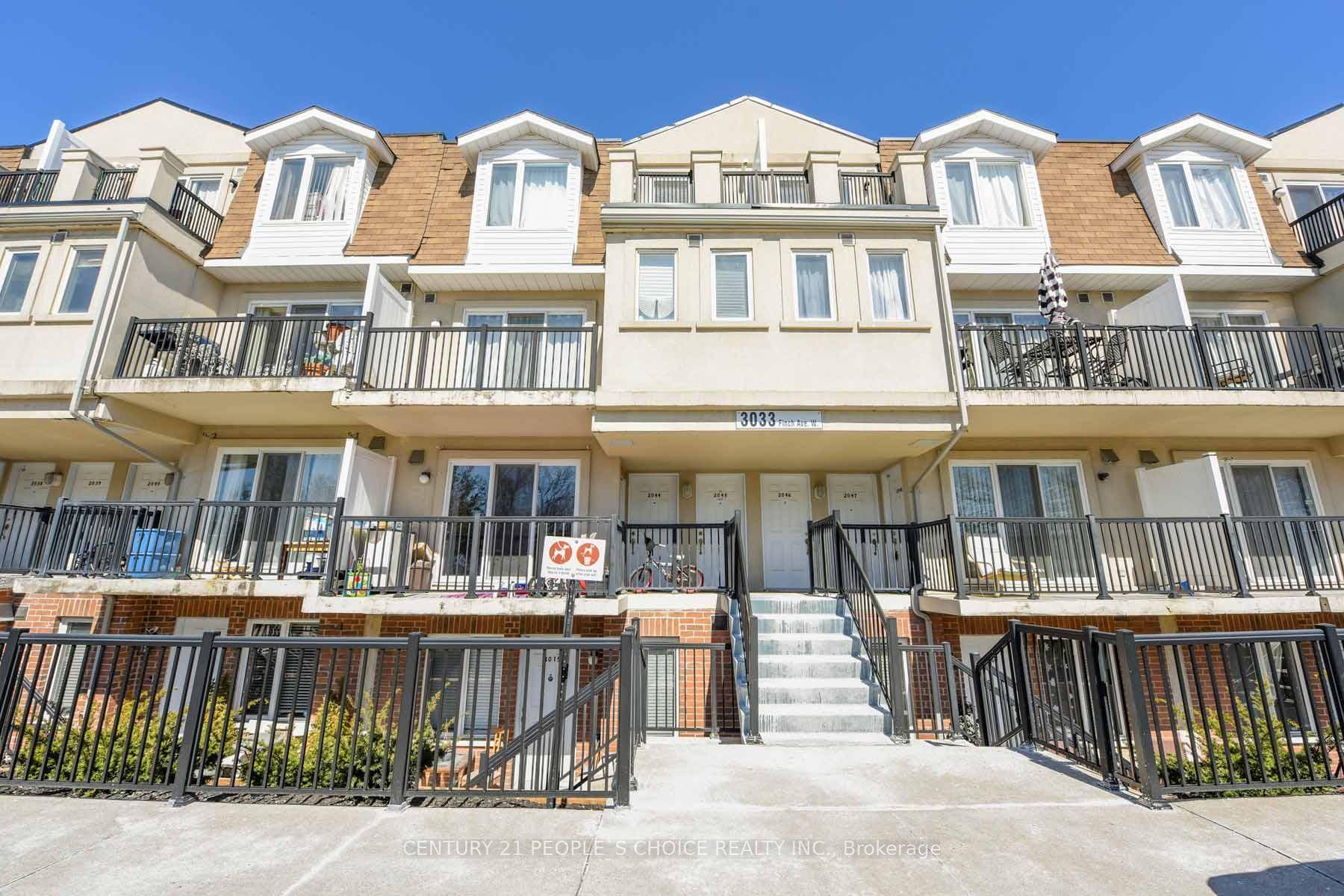 Golden affordable opportunity in the front of future Ardwick LRT Station beside beautiful scenic Humber River recreational trail All amenities at walking distance Plenty of visitor parking Virtually NO heating ...