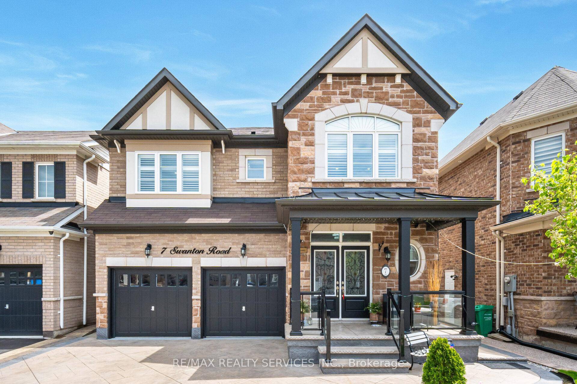 Welcome to this stunning Northwest facing detached home in the highly sought after Credit Valley community of West Brampton.