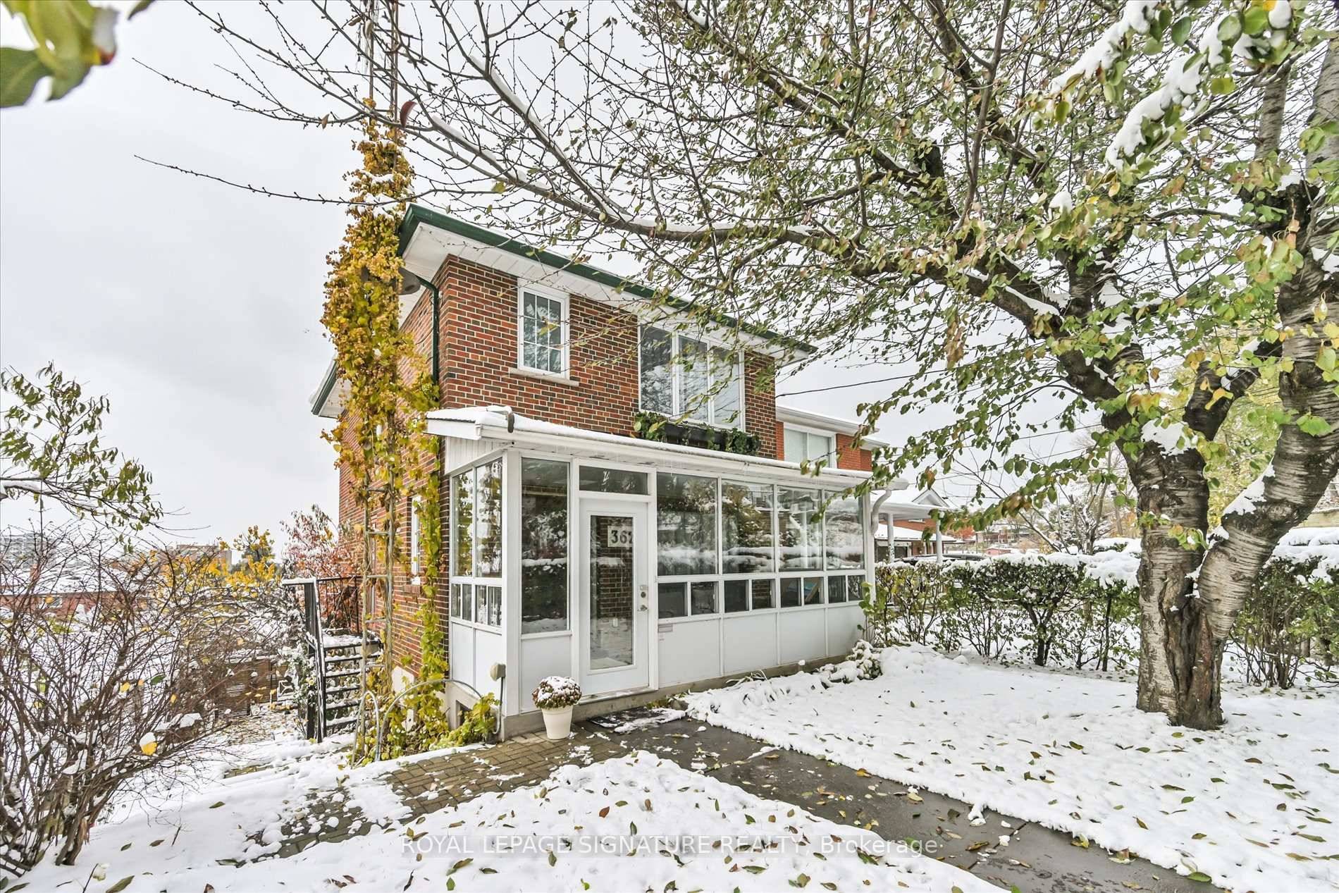 Beautiful two storey detached home ideally located near the new Eglinton Cross Town LRT, with quick access to Highways 400 and 401.