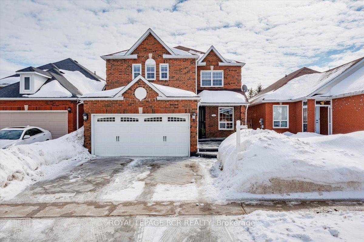 Welcome to 244 Howard Crescent, an all brick home featuring 4 bedrooms and 3 bathrooms, nestled in one of Orangeville's most sought after family neighborhoods.