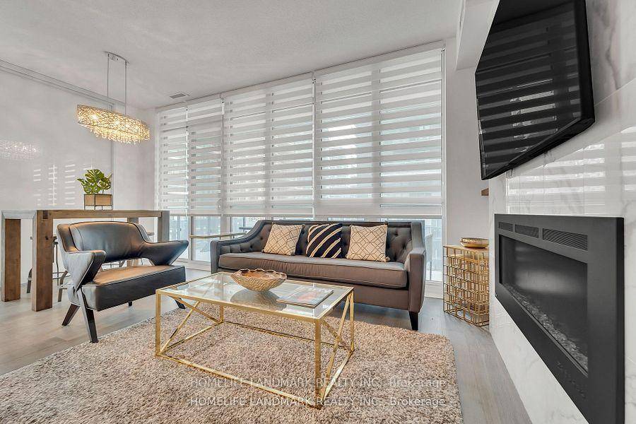 Beautiful Fully Furnished Large 1 DEN Corner Suite At The Re Known 'Ocean Club' Condos.