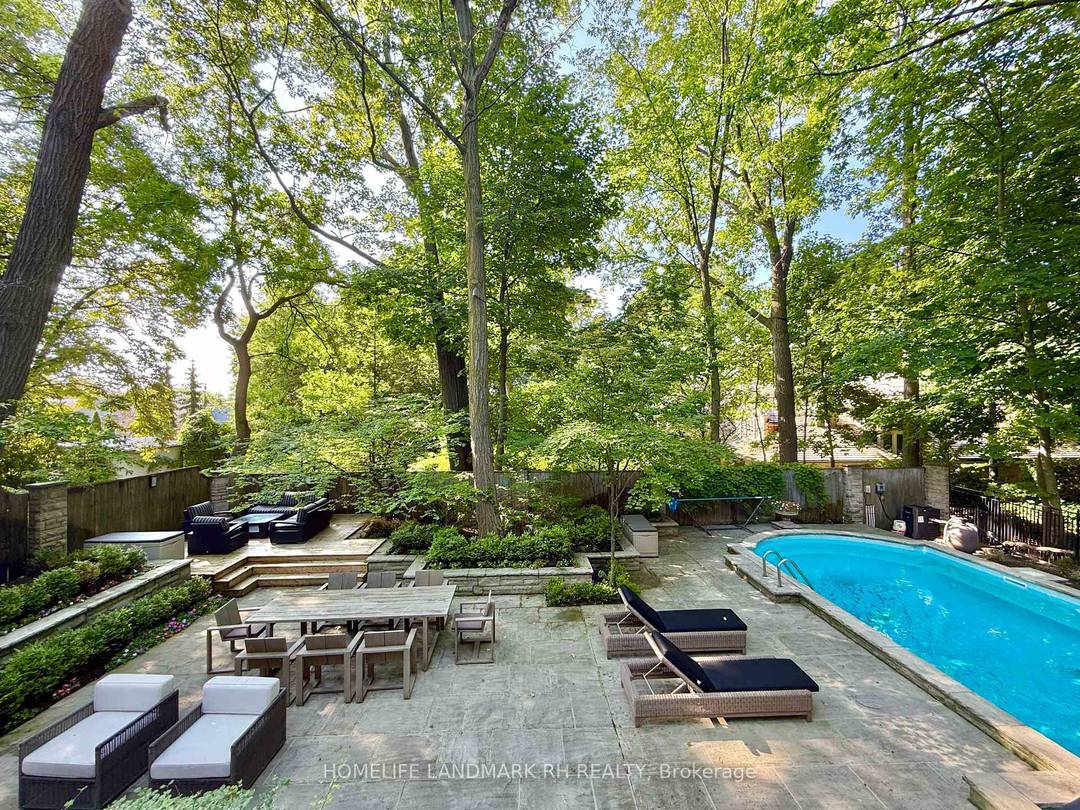 Prestigious Forest Hill south.