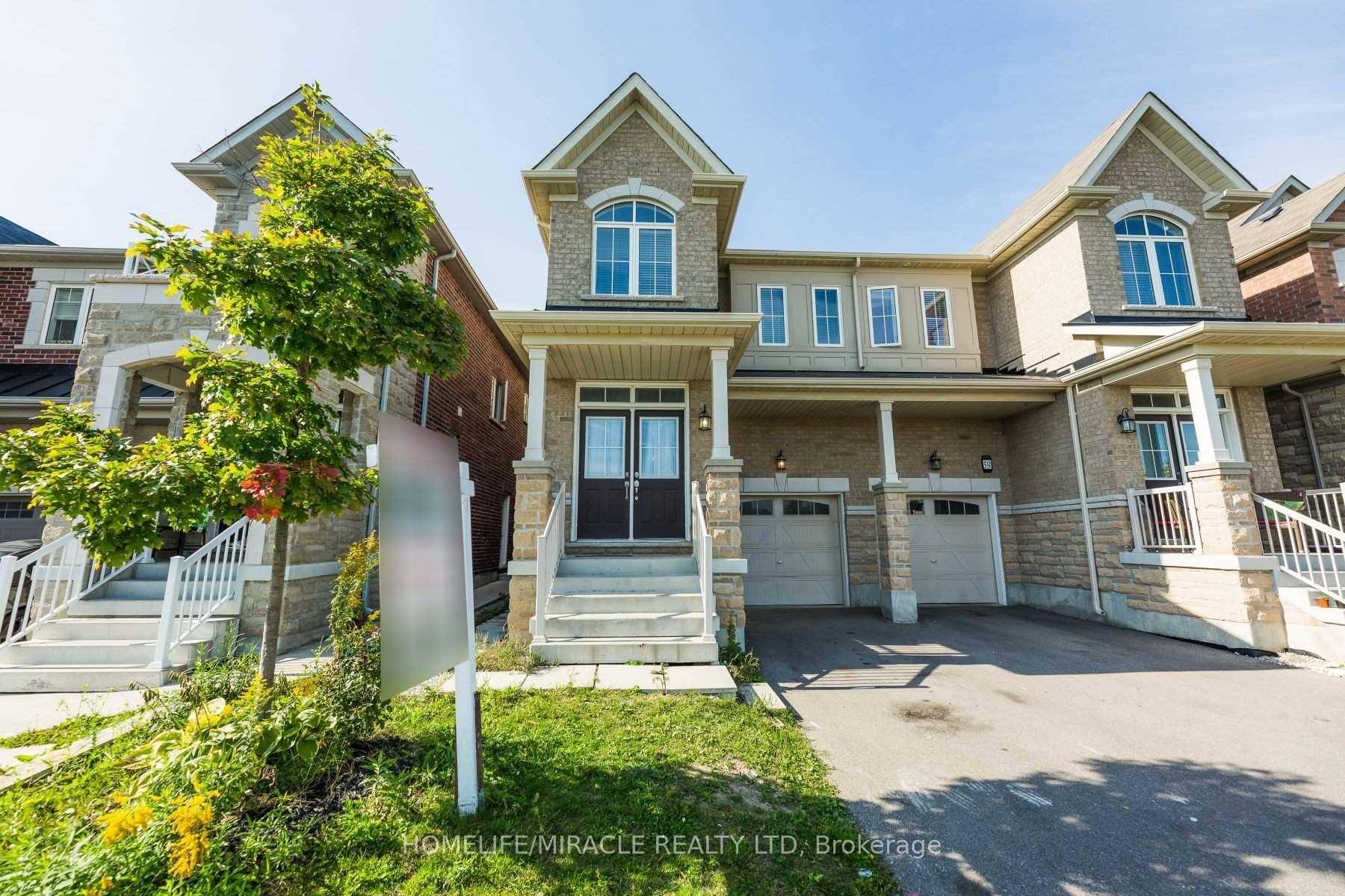 For Lease Stunning 4 Bedroom Semi detached Home In Prime Brampton Location !