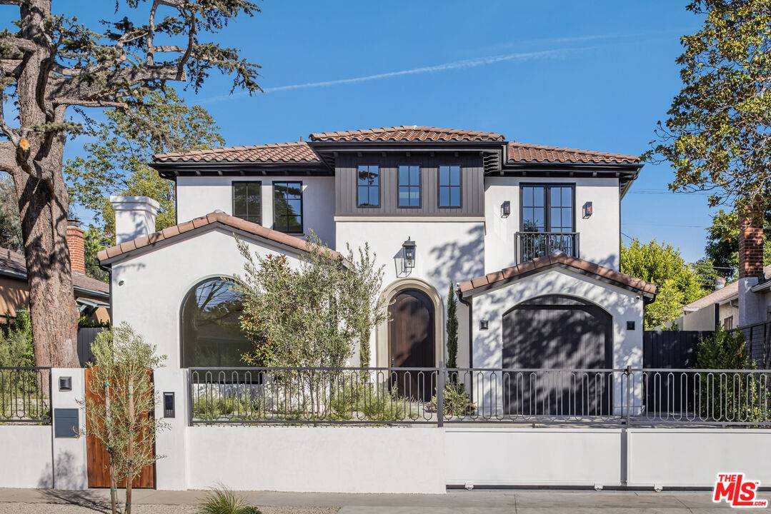 344  N Vista St 5BR Hancock Park La