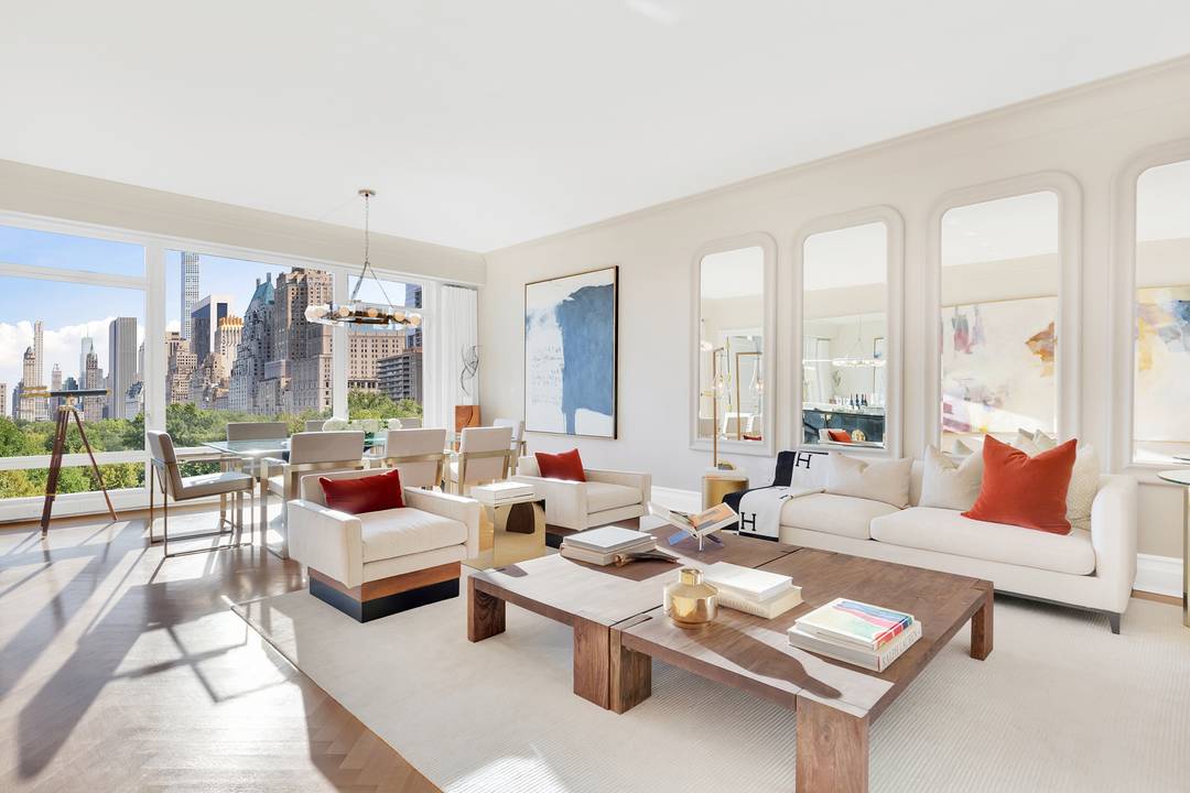 Park Facing Four Bedroom in the Coveted House at 15 Central Park West Perched above the treetops with 47 feet of direct Central Park frontage, Residence 8B is a 3, ...