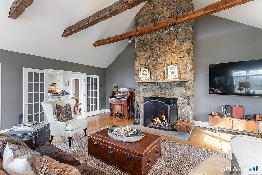 Amazing, serene countryside farm retreat set on one of the very best streets in Washington and Litchfield County ideal for a cozy winter escape.