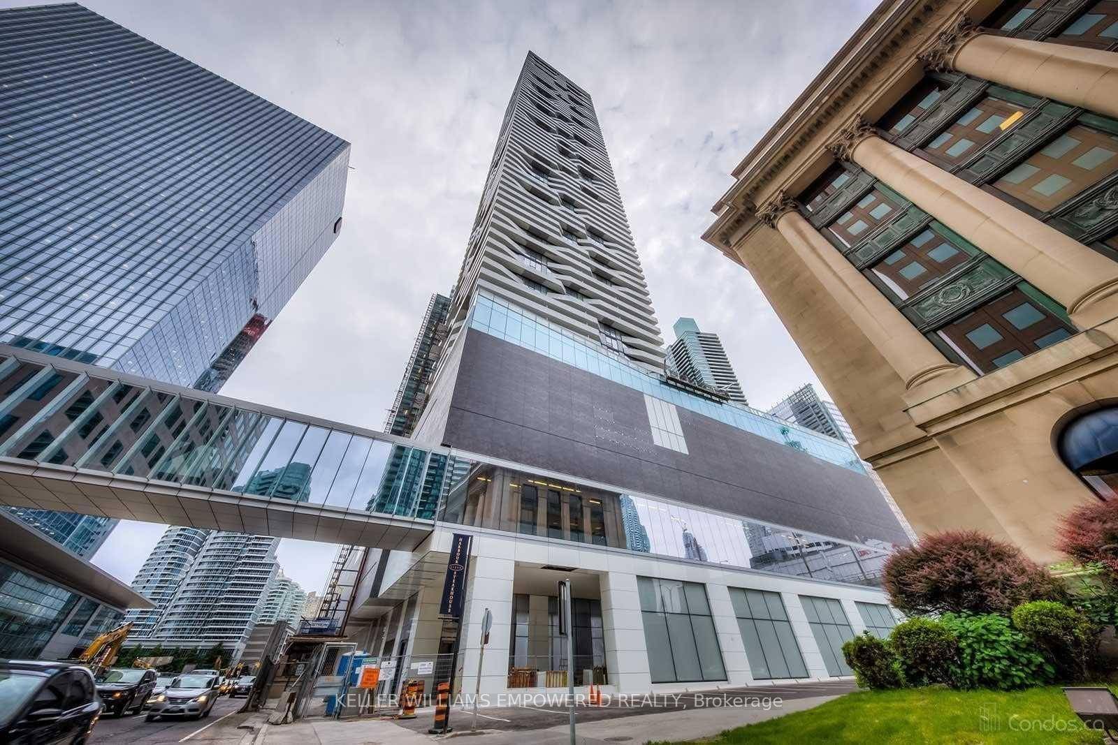 Welcome To Prestigious Harbour Plaza Residences !