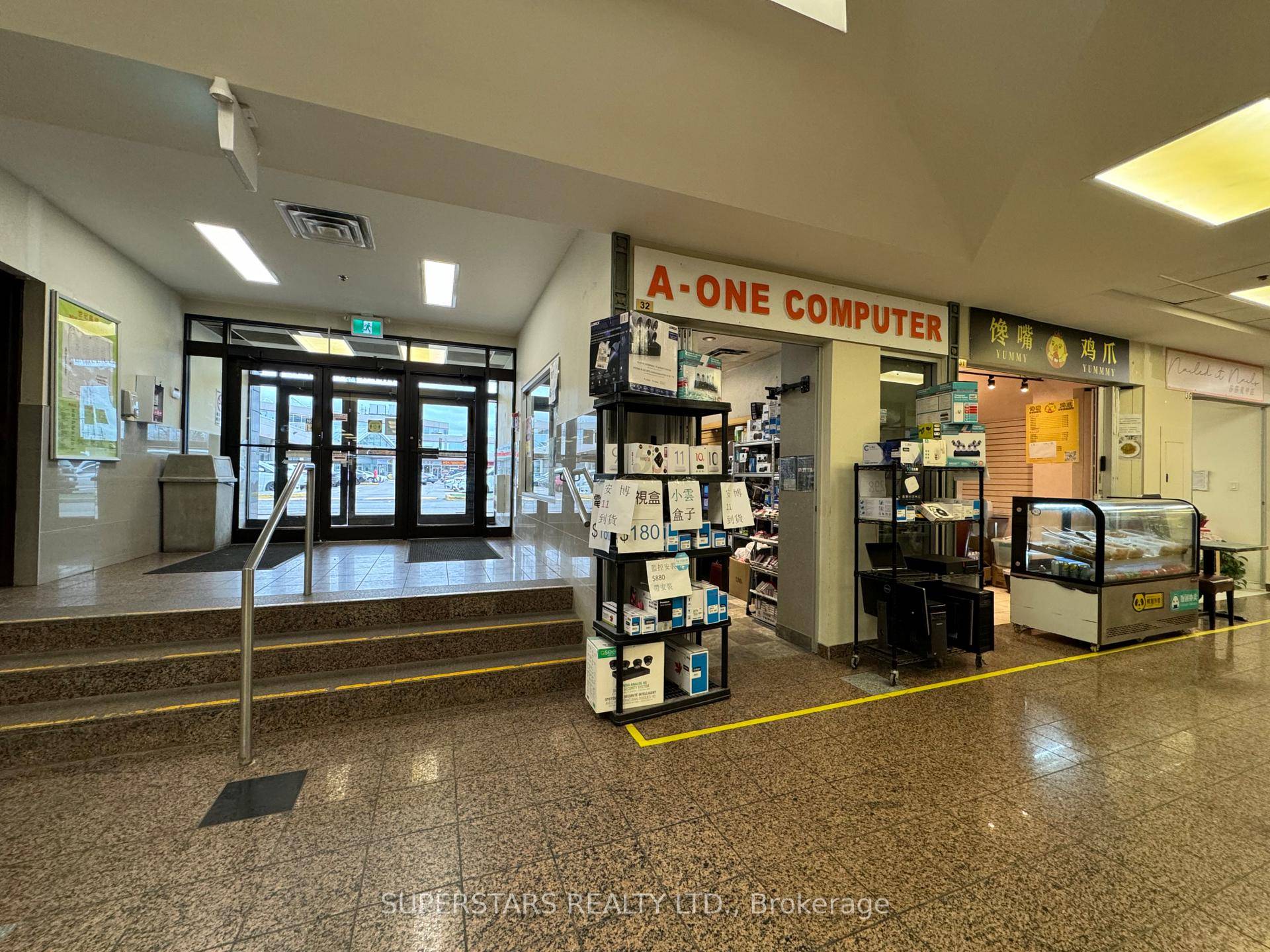 398 Ferrier Street 31, Markham, ON L3R 2Z5