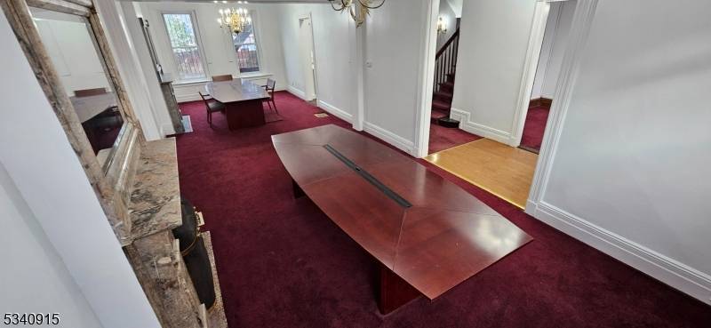 Stunning Historical Townhouse in the heart of Newark's Art District, steps to The Newark Museum of Arts, Audible and Rutgers University.