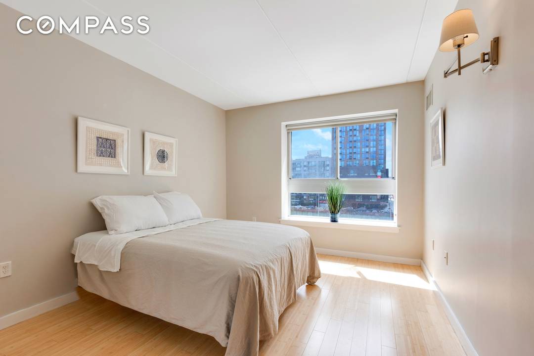 Finally, a chance to live in style and comfort in Fort Greene for a super affordable price with no compromises !