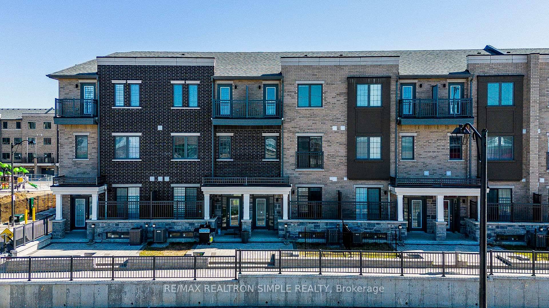 Brand New 4 Bedrooms Townhouse Located in the heart of Stouffville w Spacious 2, 200 Sq ft.