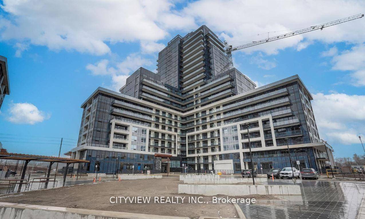 Stunning One bedroom condo in the much sought after upper west side 2 condo !