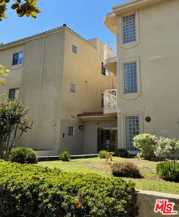 861 S Windsor Blvd 3BR Hancock Park La