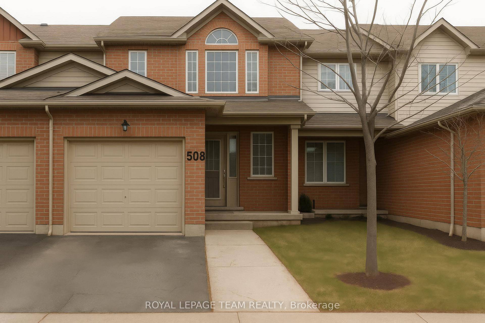 Bright and spacious 3 bedroom, 3 bathroom townhome for lease in the heart of Kanata.