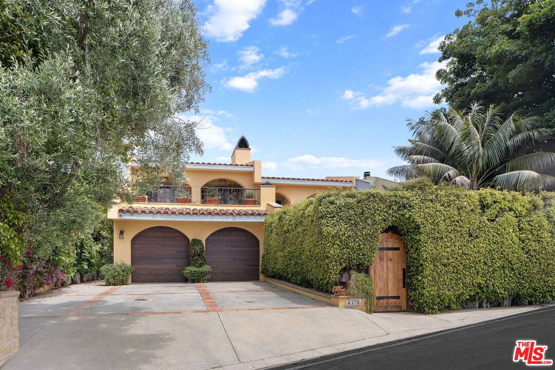4370 Hillview Dr 4BR Malibu La