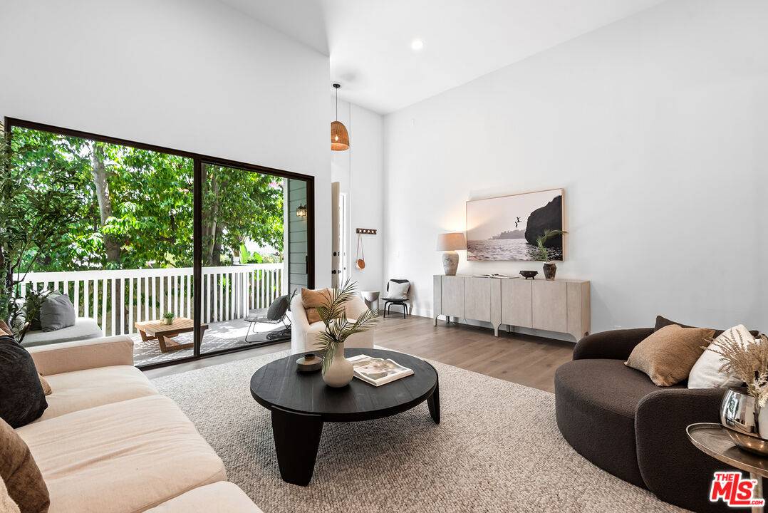 3516 Via Dolce 2BR Marina Del Rey La