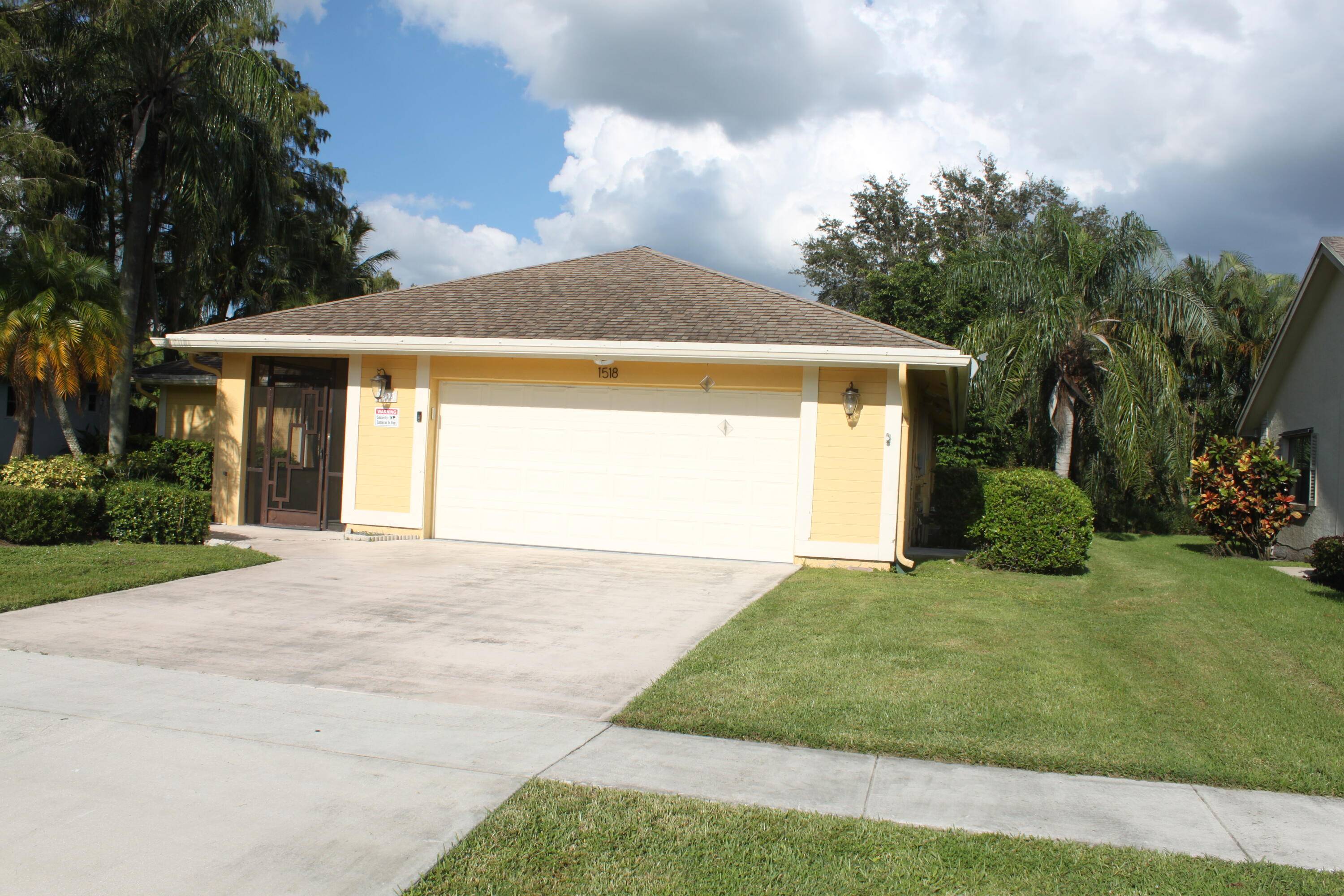 Spacious An Immaculate Heart Of Wellington Fenced Home Zoned To A Rated Schools.
