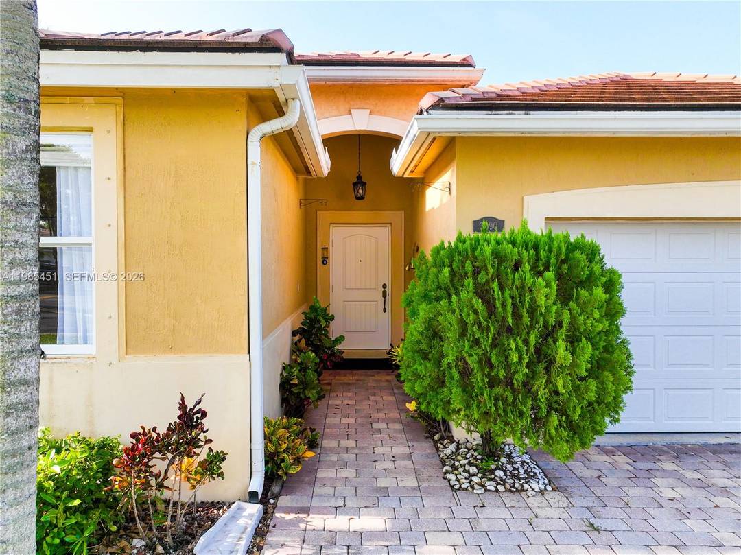 Stunning single family home in Antillean at The Isles at Oasis, featuring 3 bedrooms and 2 full bathrooms.