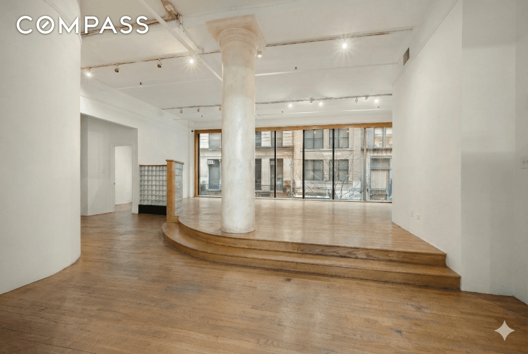 Full Floor Flatiron Loft With 4 to 5 Bedroom Residential Conversion Potential This colossal 4, 600 square foot pre war full floor loft offers a rare opportunity to create a ...