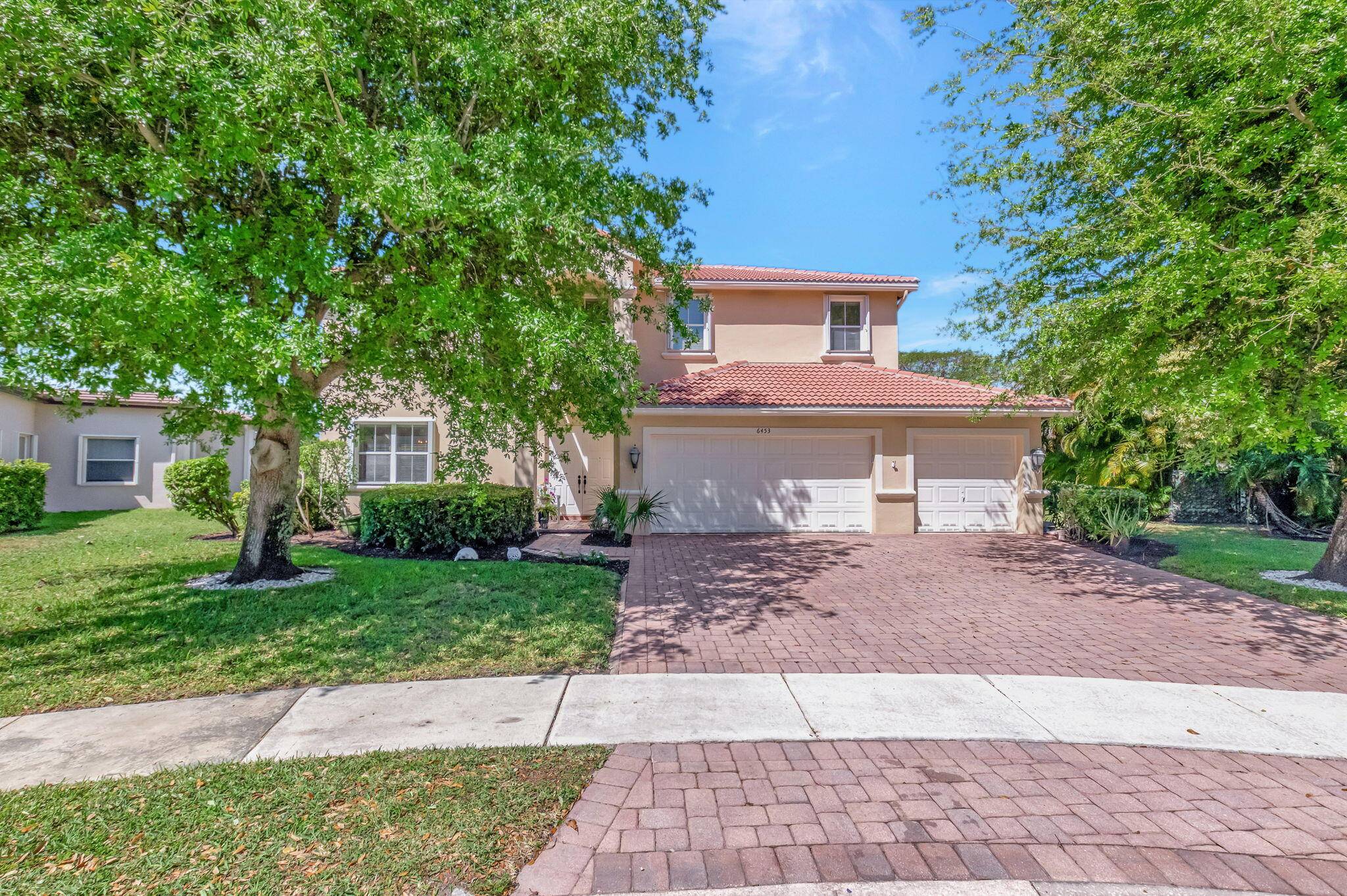 You get to enjoy this stunning Florida home with a NEW ROOF BEING INSTALLED in 2025 !