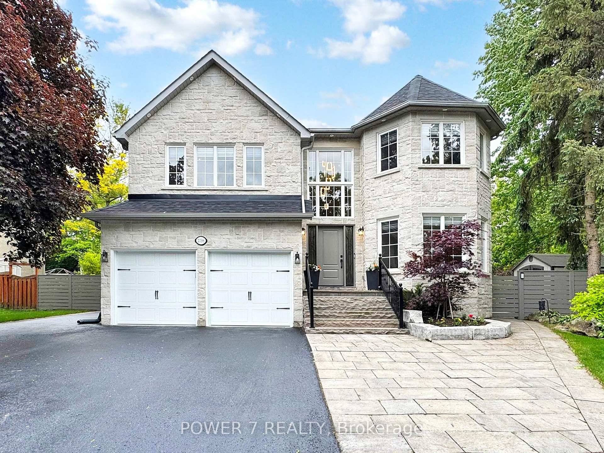 Prestigious Stonehaven. Premium Lot Size 72Ft 189Ft In Sought After Secretariate Rd, 300K Upgrades Spent.