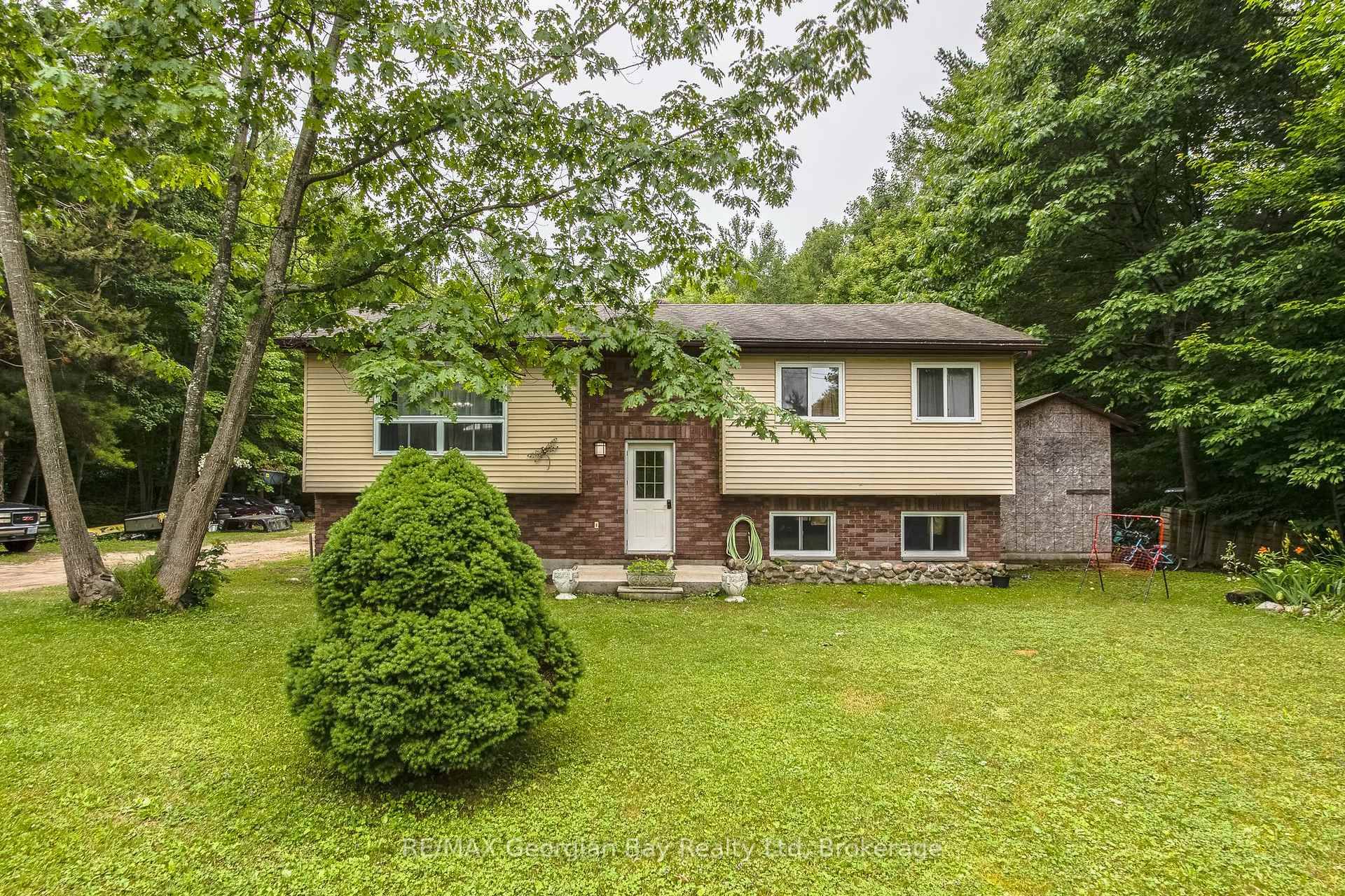 Looking for an easy lifestyle in a quiet neighborhood ?