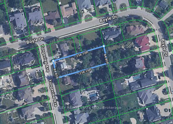 Attention builders. Fantastic building lot for sale.