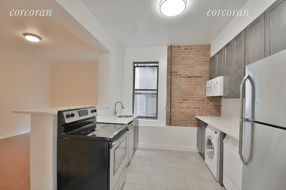 BRAND NEW RENOVATIONWASHER DRYERDISHWASHERBREAKFAST BAR NO FEE 1 MONTH FREE !