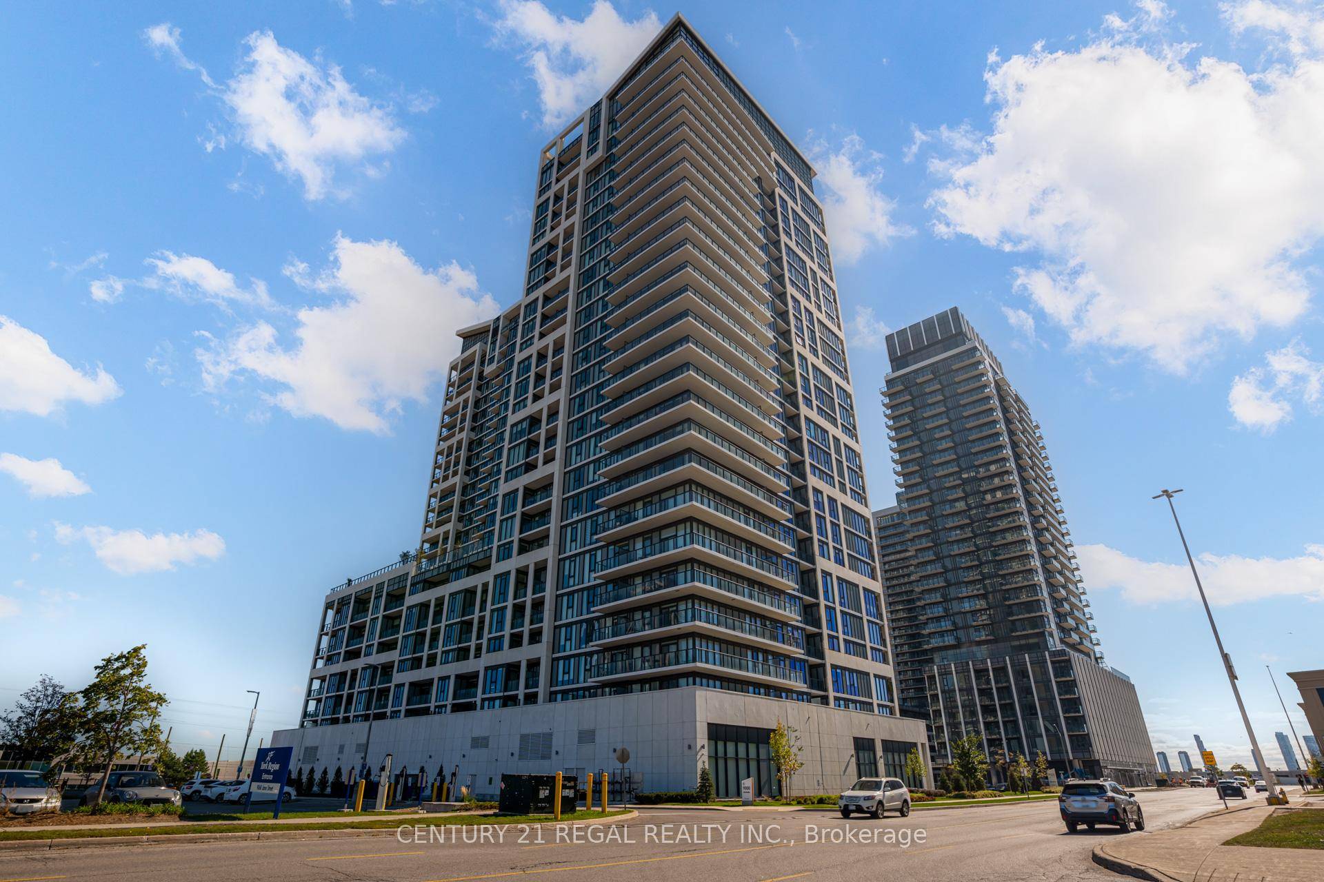 Discover modern living in this stylish 1 Bedroom 1 Den, 2 Bathroom condo in the highly sought after Charisma Tower in Vaughan.