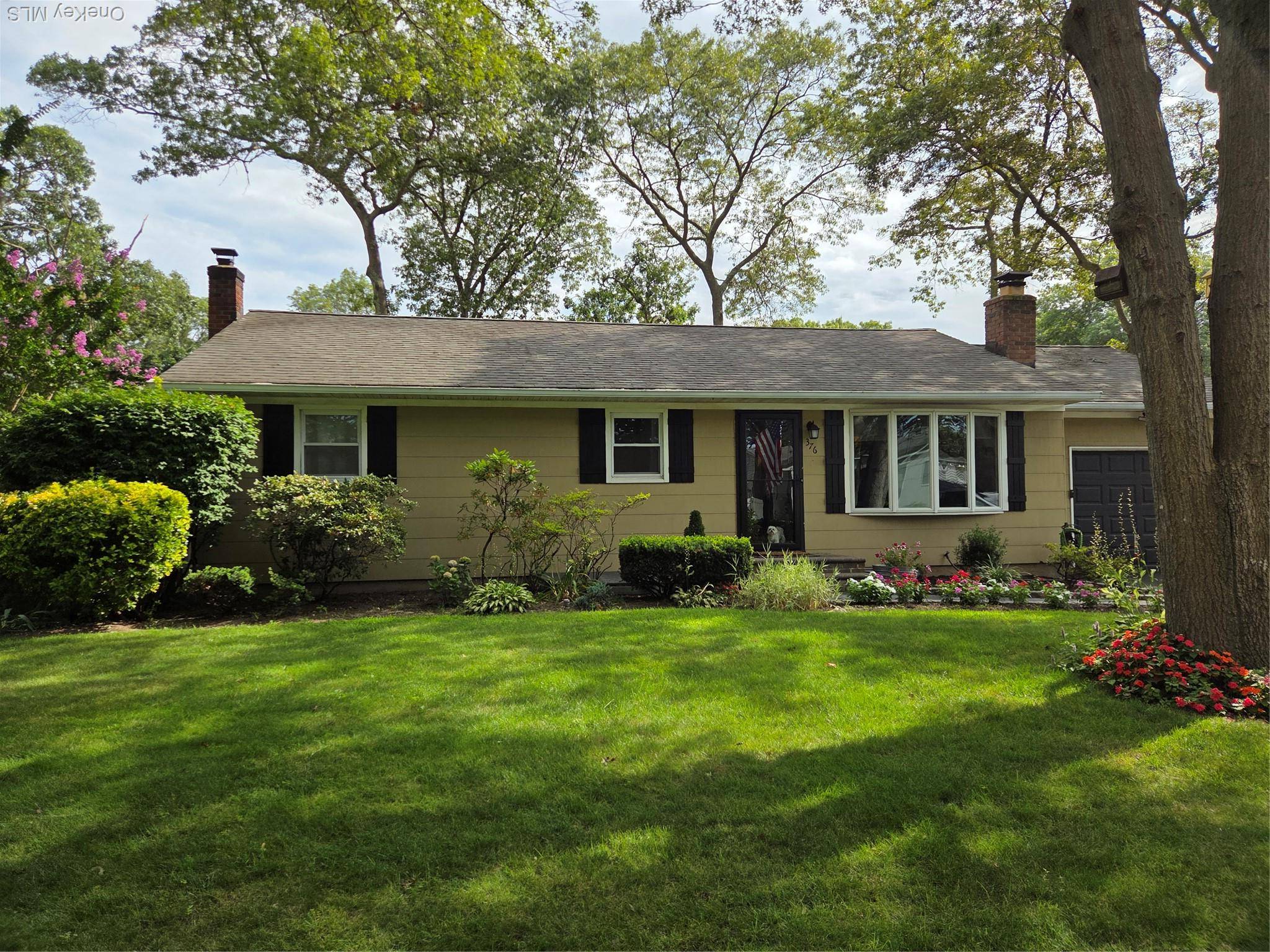 Welcome to 376 Grace Street in desirable Sachem schools.