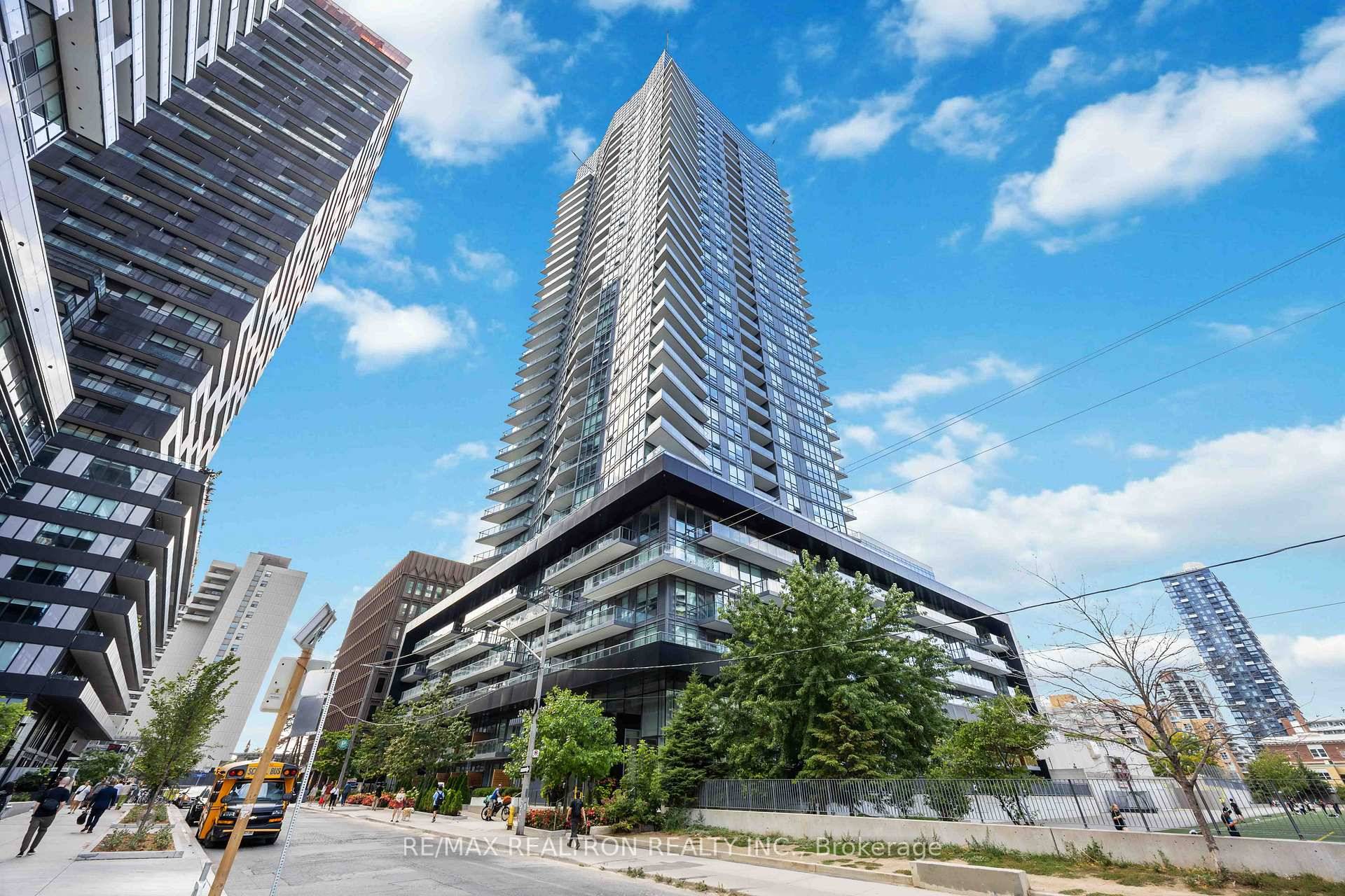 Welcome to this sun filled, south facing 1 Bedroom Den suite in the award winning Minto Condos at Yonge amp ; Eglinton.