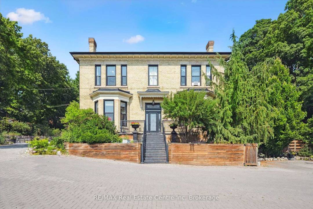 RARE INVESTMENT OPPORTUNITY in heart of Guelph !