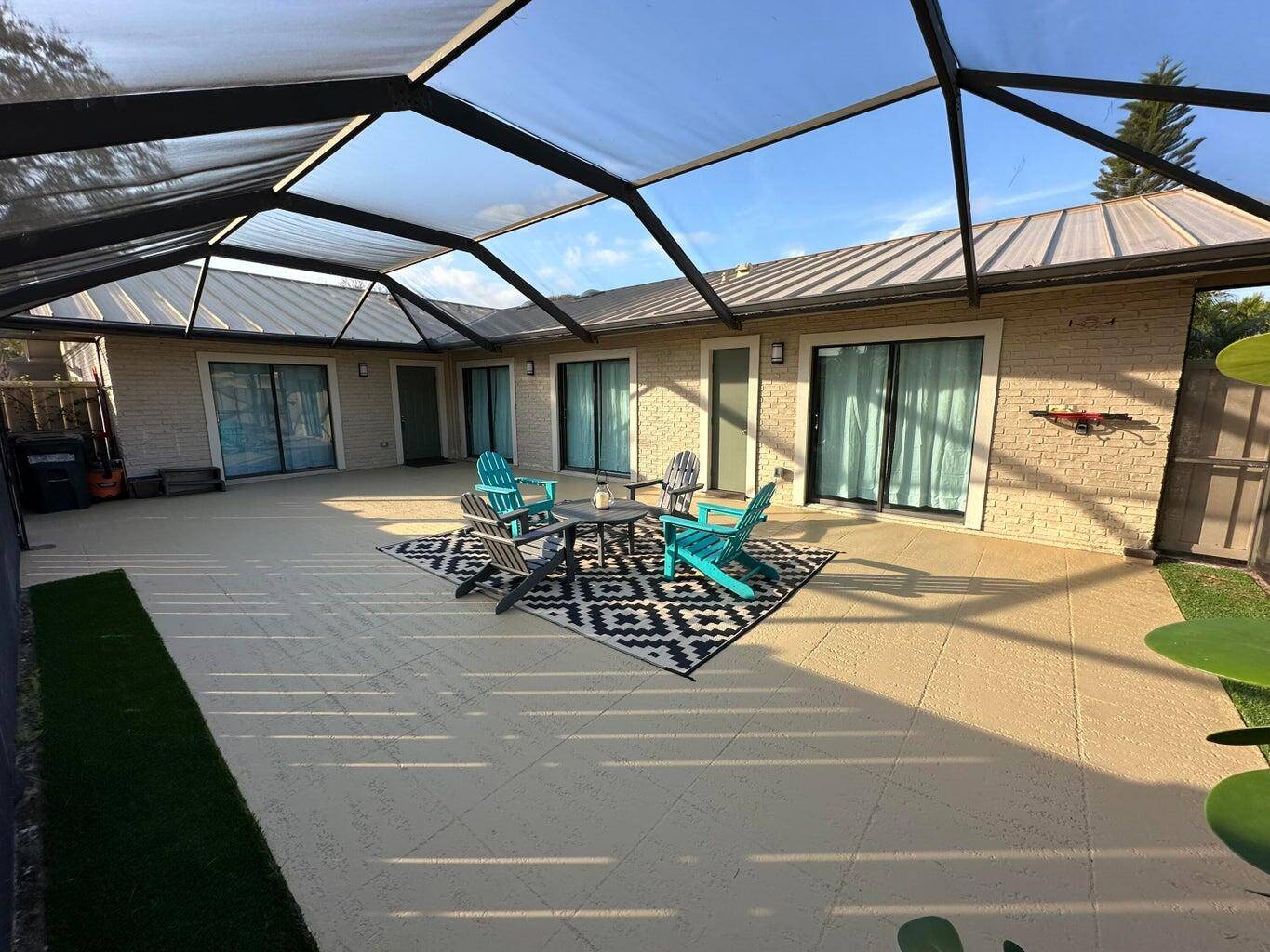 Stunning 1 story, CBS 3BR 2BA home, move in ready, low HOA fee includes water, cable lawn care !