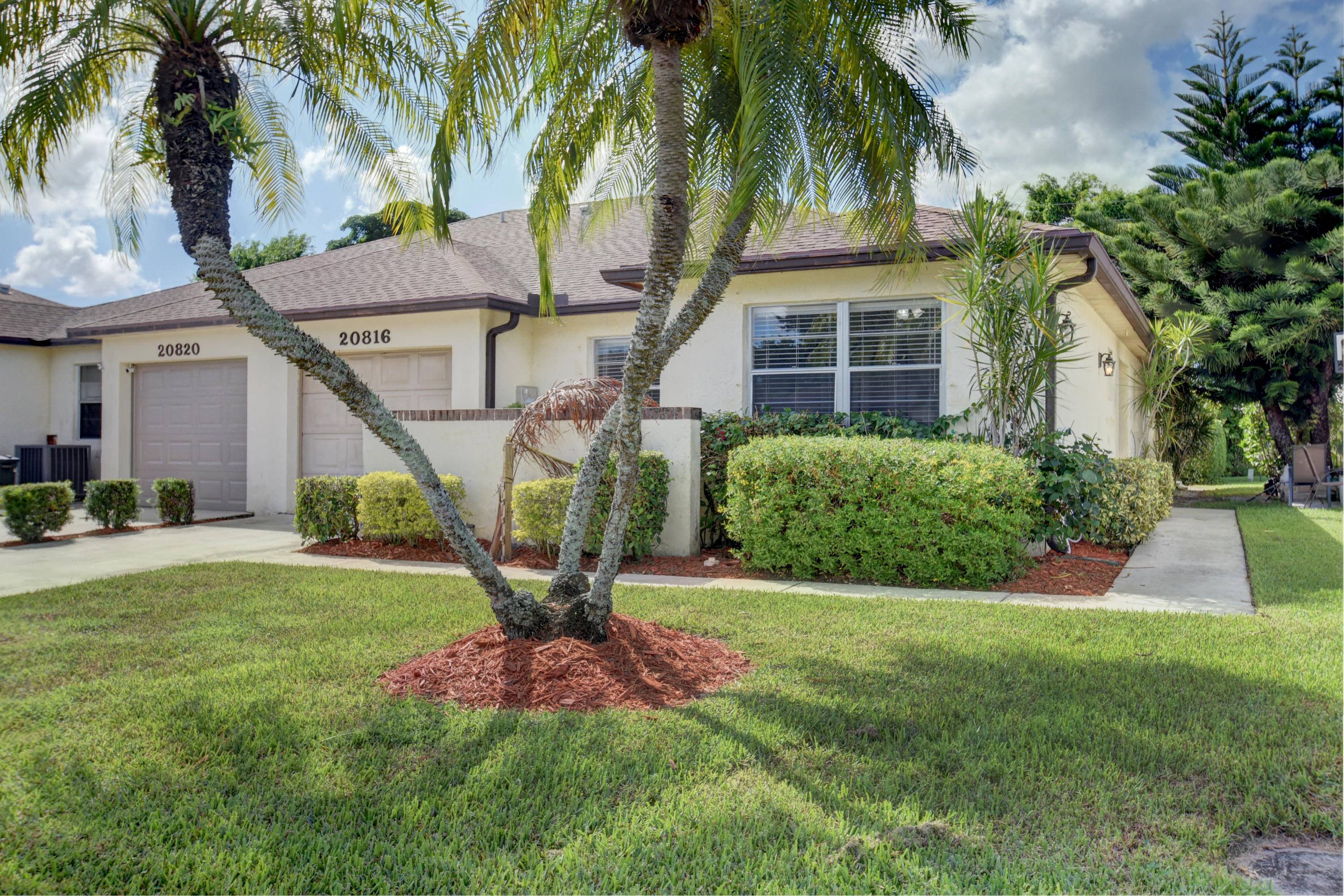 This villa is located in the sought after Concord Green Community of Western Boca Raton.