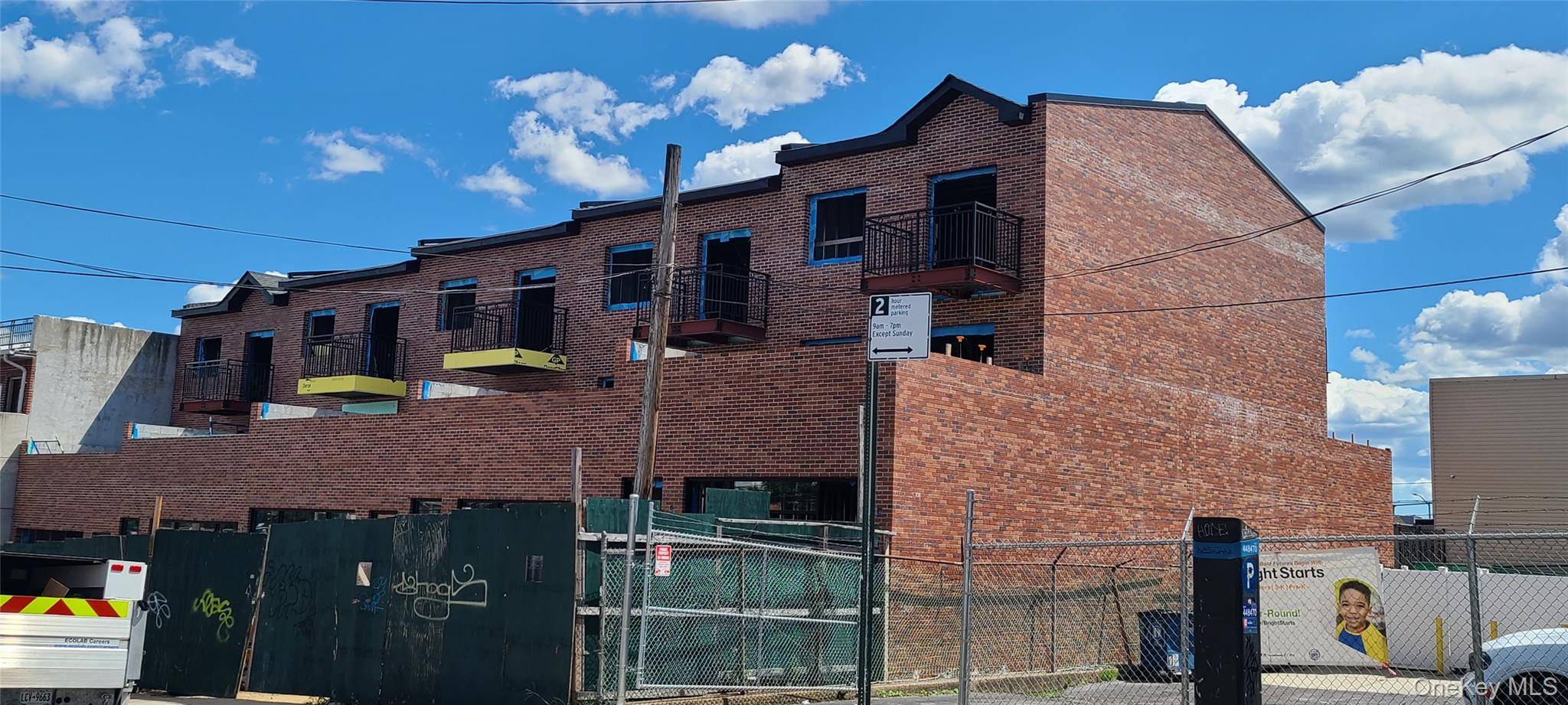 This brand new MIX USE building is located in the bustling commercial district of Whitestone !