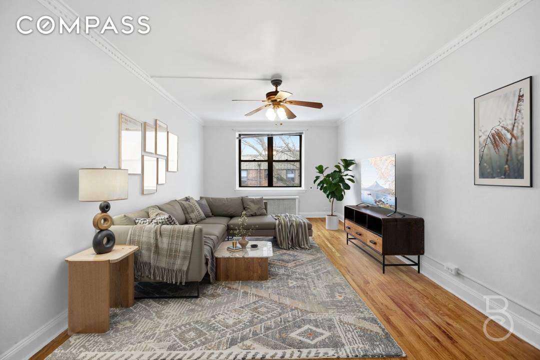 Tucked away on a quiet street, this charming top floor one bedroom offers a peaceful retreat from the buzz of the city while still being just minutes from everything.